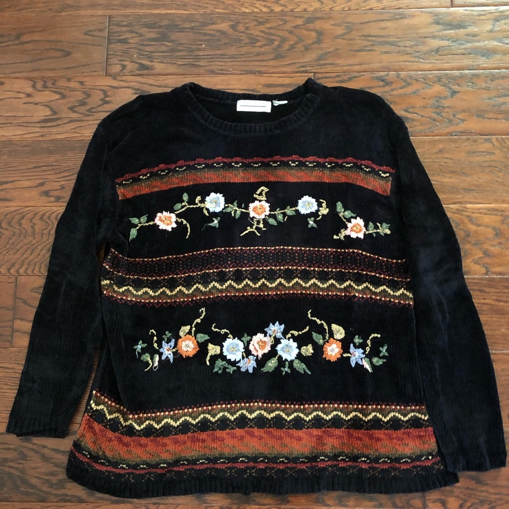 VINTAGE! XL Velvet floral embroidered sweater